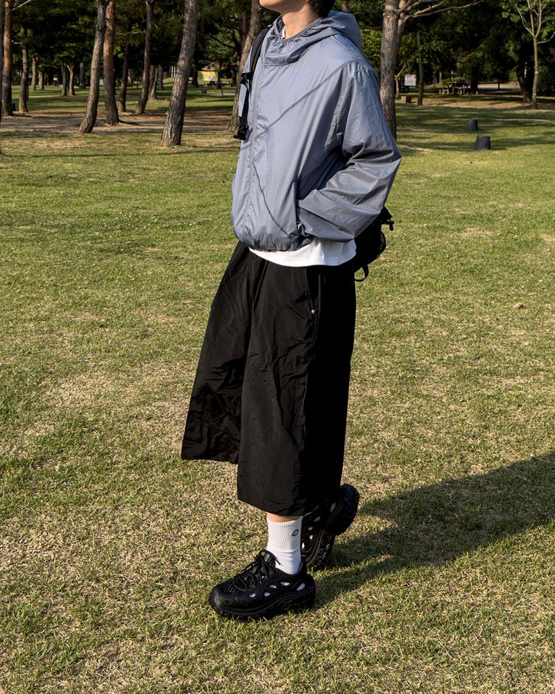 Aeric Diagonal Lightweight Windbreaker