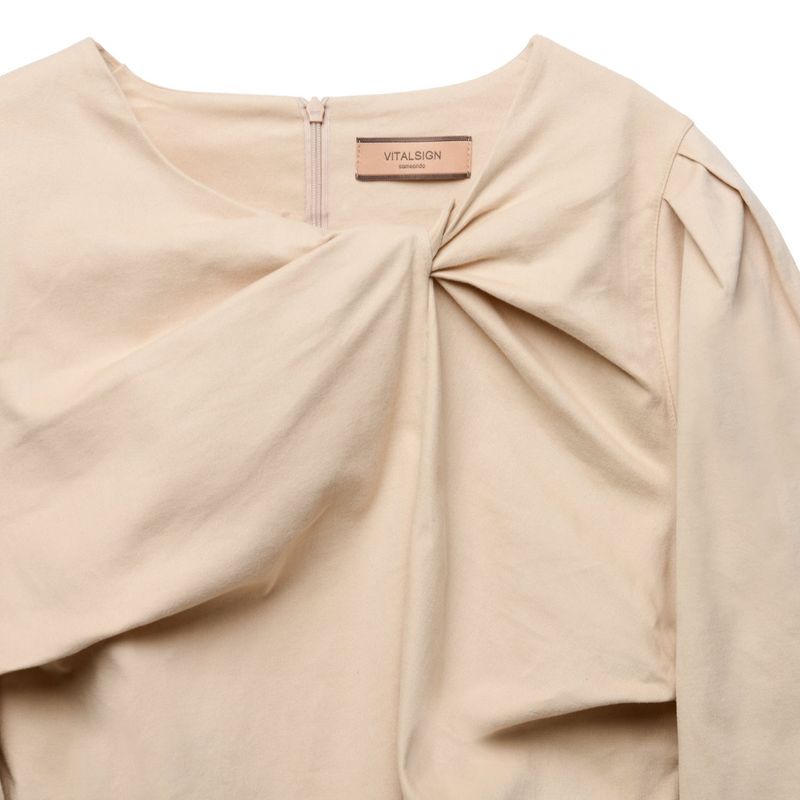 [LINE] Sleeve Tuck Twisted Blouse (2colors)