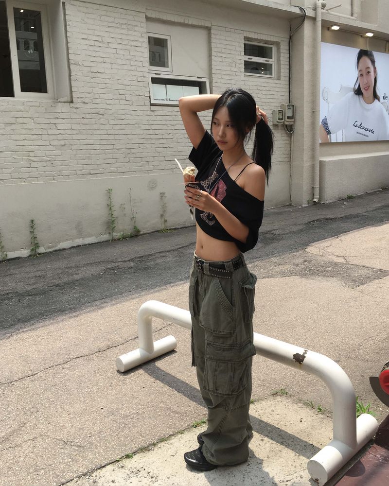 Pigment pocket cargo pants