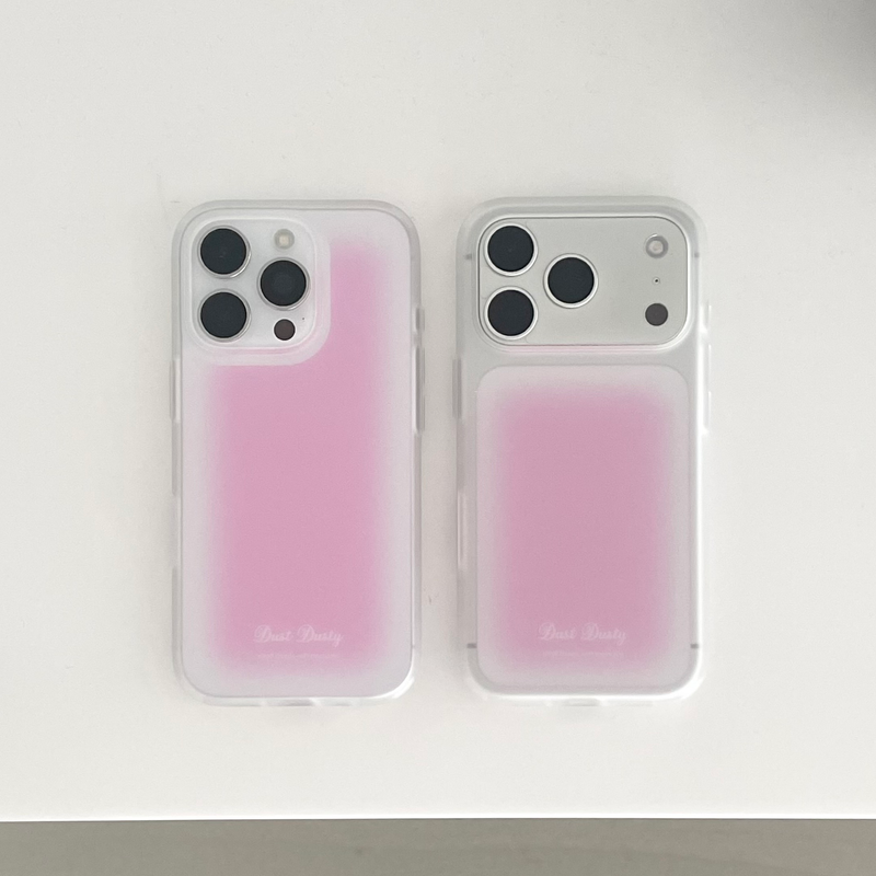 dust dusty（ダストダスティ）の「 [반투명] ピンク シロップ ケース（スマホグッズ/小物）」