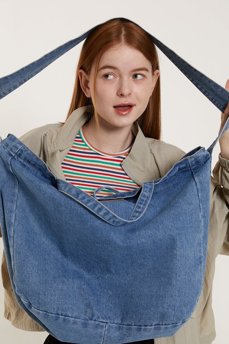DENIM SHOULDER SACK