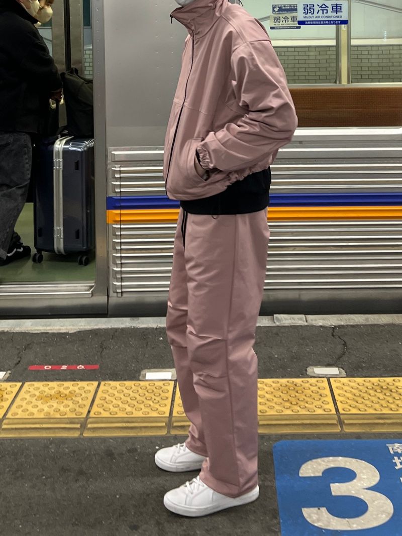 Betty set up two-way pants