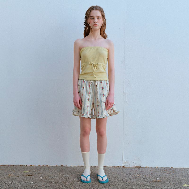 FUN FROM FUN(ファンフロムファン)の「 RUFFLE HEM SHORTS, BEIGE (WALL PAPER)(Pants)」