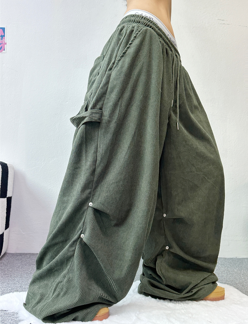 CCORTTI(コルッティ)の「CORDUROY RIVET CARPENTER PANTS🩶💚🖤💛 - 4 COLORS(Pants)」