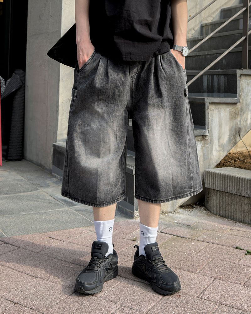 JIIGEUM(ジグム)の「Dera Side Snap Bermuda Denim Pants(Pants)」