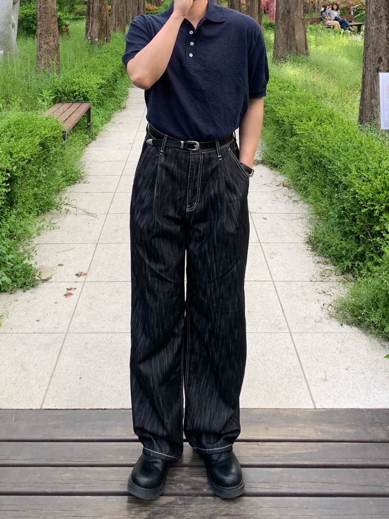 Code One-Tuck Non-Fade Pants