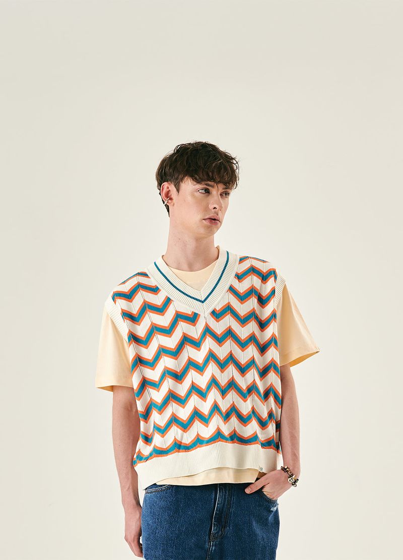 FRIEZE KNIT VEST