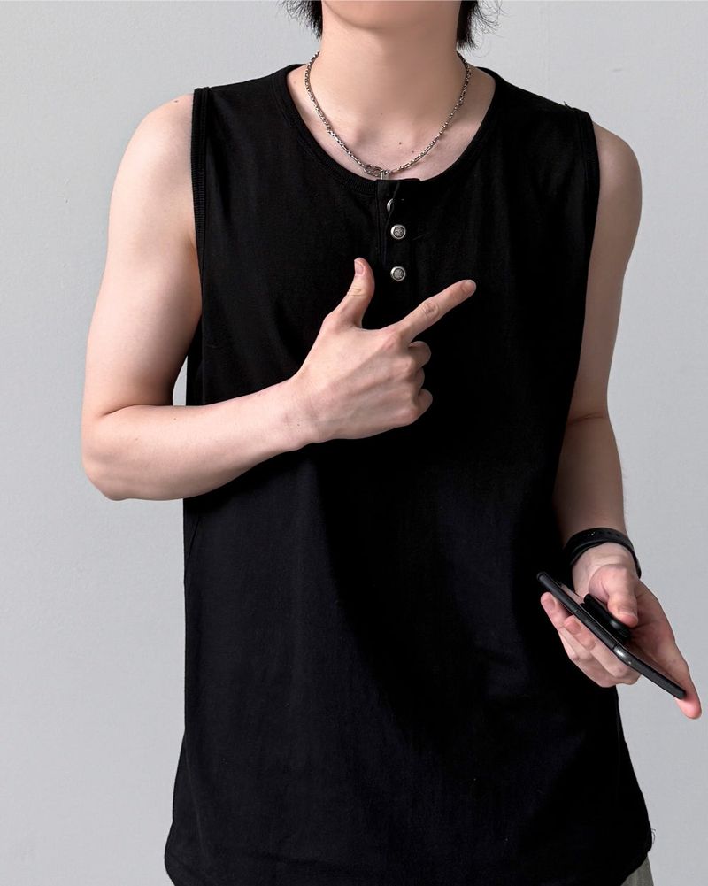 Luden Henley-Neck Sleeveless