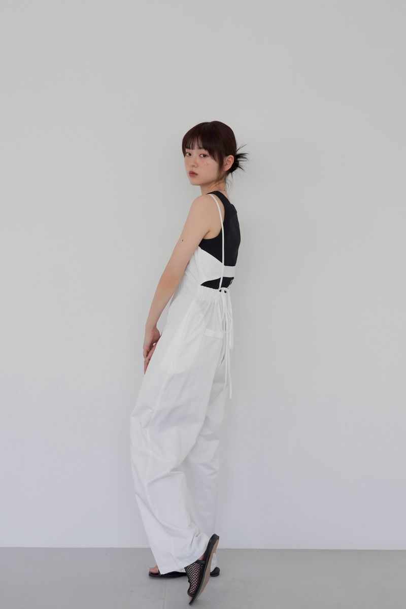 Uenui（ウニュイ）の「Back open stitch salopette（Jackets/Outerwear）」