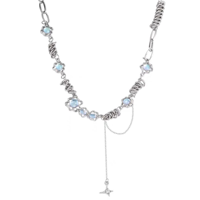 Emerald Twisted Chain Bold Hip Necklace