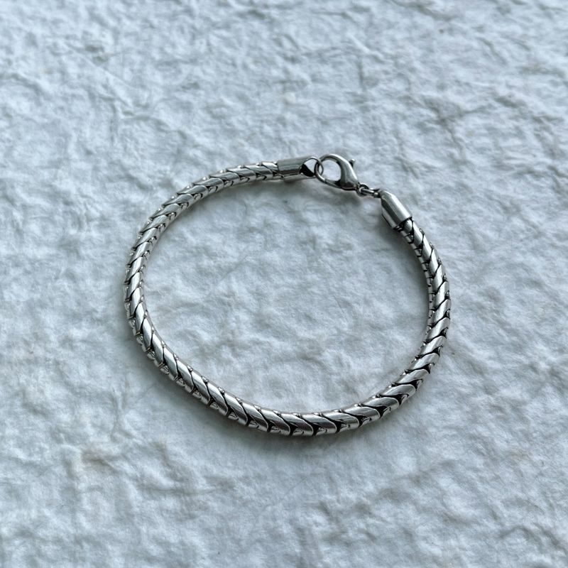 Silver Spine Bracelet