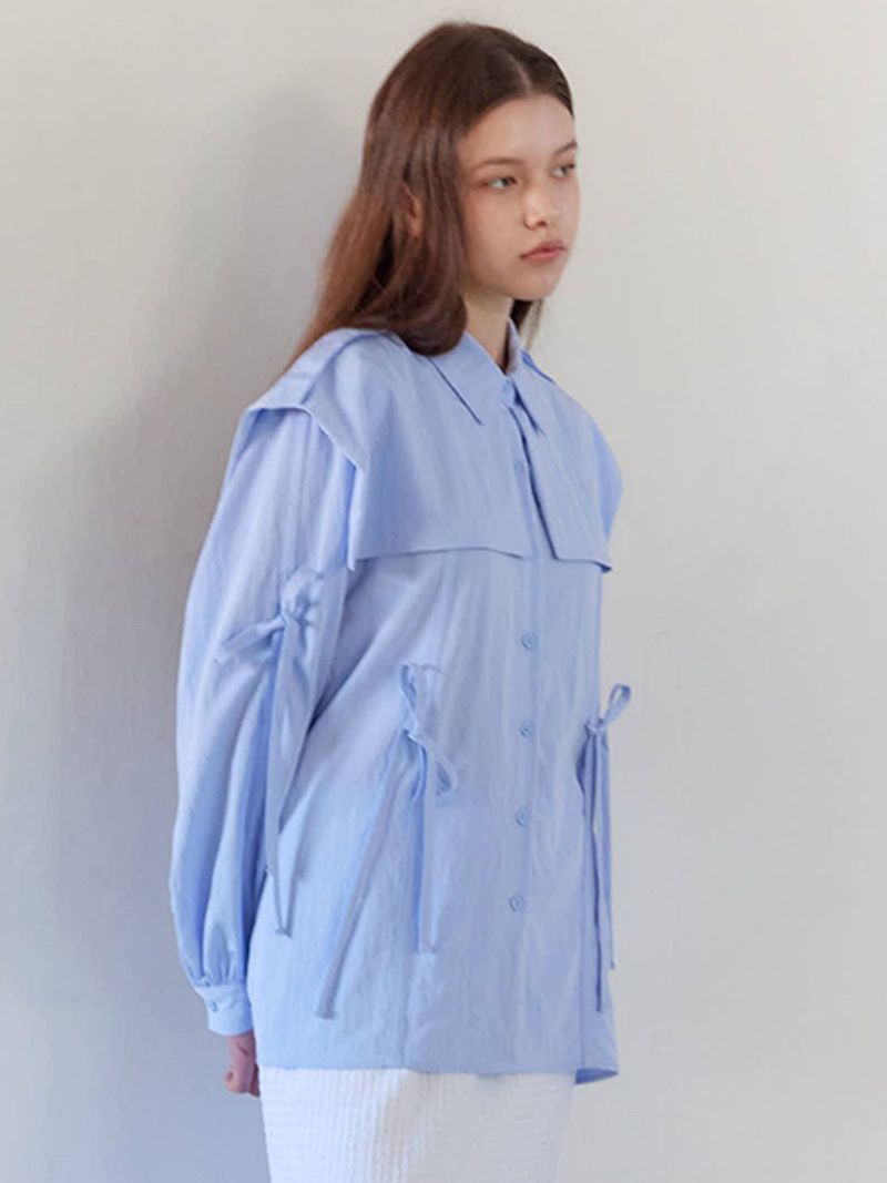 MOIFAIRE(モイフェア)の「TRENCH RIBBON SHIRT / SKYBLUE(Tops)」