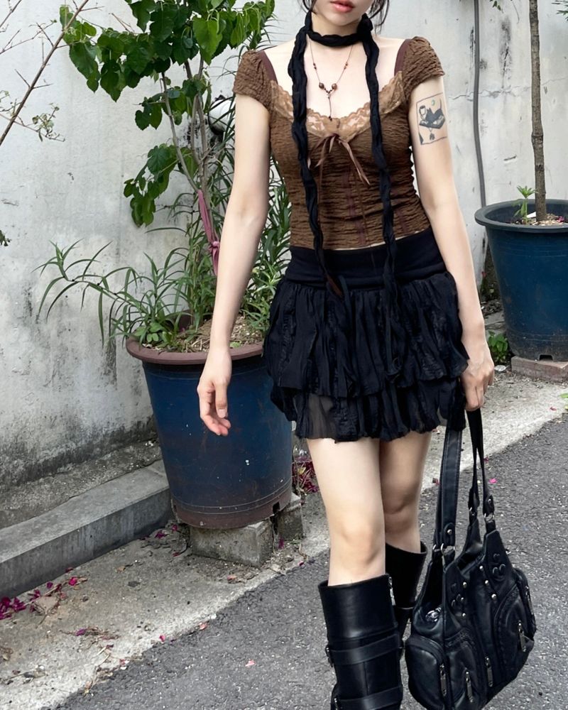 Romantic Elizabethan sleeveless