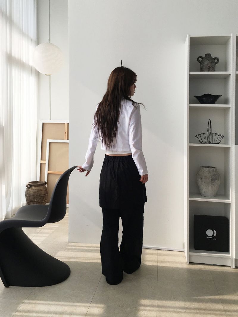 High-neck snap short jacket