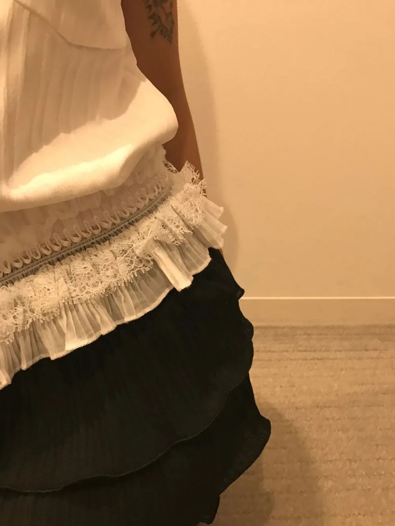 Selly Backless Lace Haler Blouse