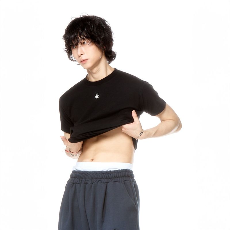 DAUSPICE(DUC)（ダウスピス）の「Basic Mucle Fit T-Shirts Black（Tops）」