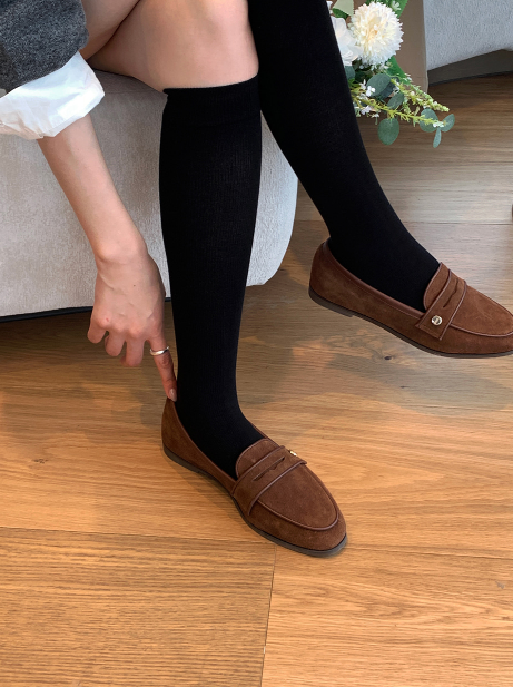 FINLEU（フィンル）の「Beige Ribbed Long Knee Socks（Others）」