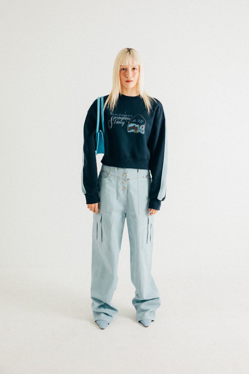 NAVY BAG CROP SWEATSHIRT (fleece)