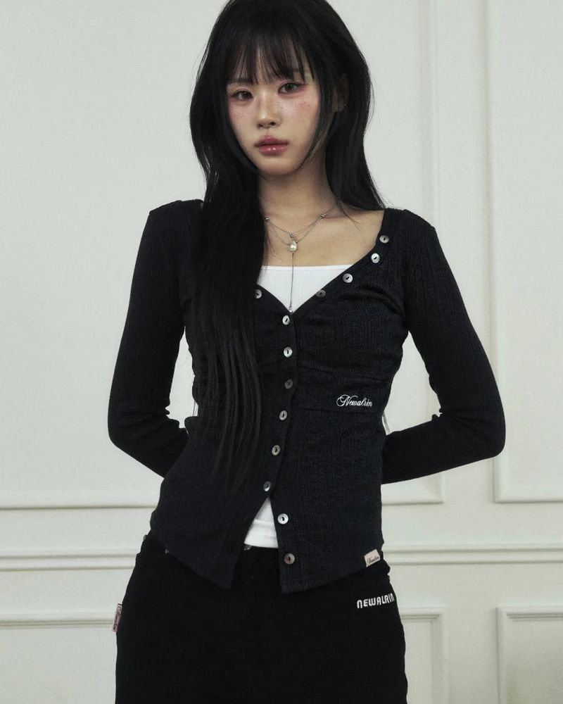 Ria Neck Button Knit Top