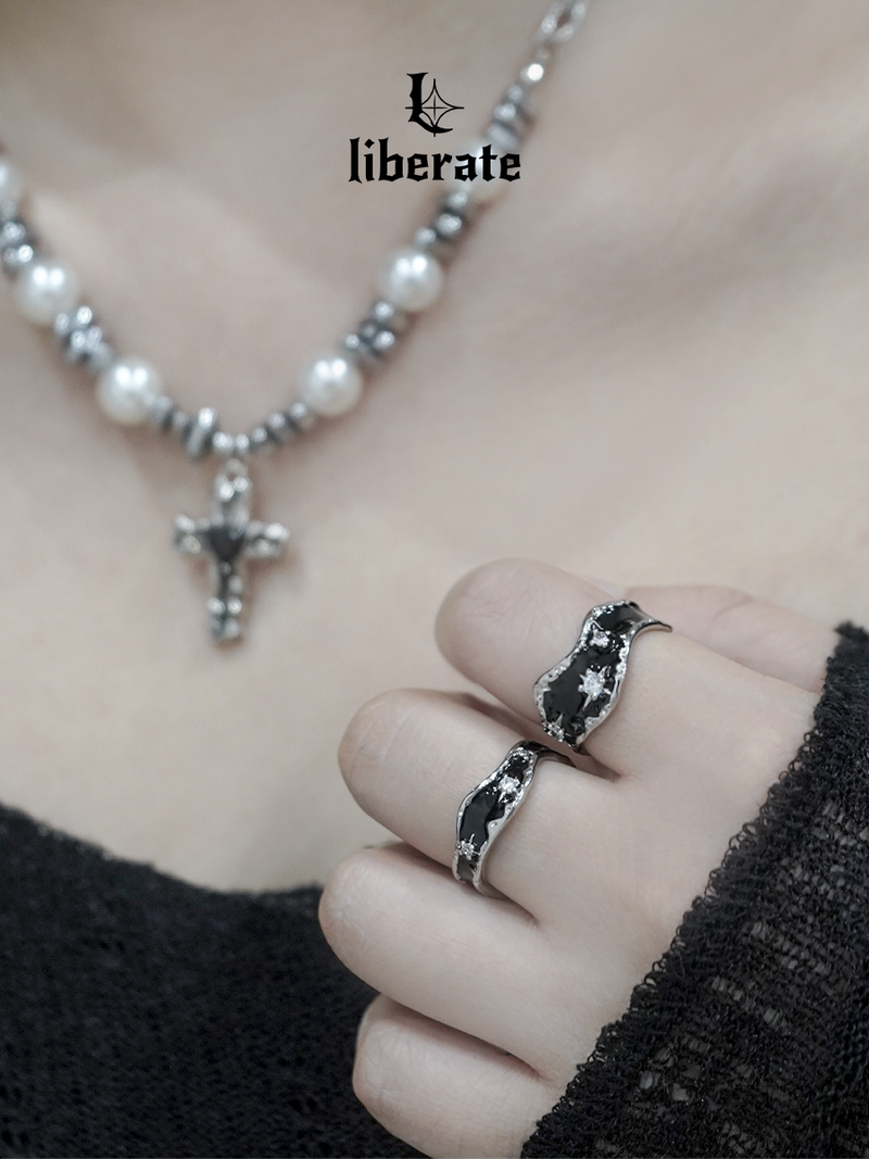 liberate（リベレイト）の「Black Star Cubic Ring（Accessories）」