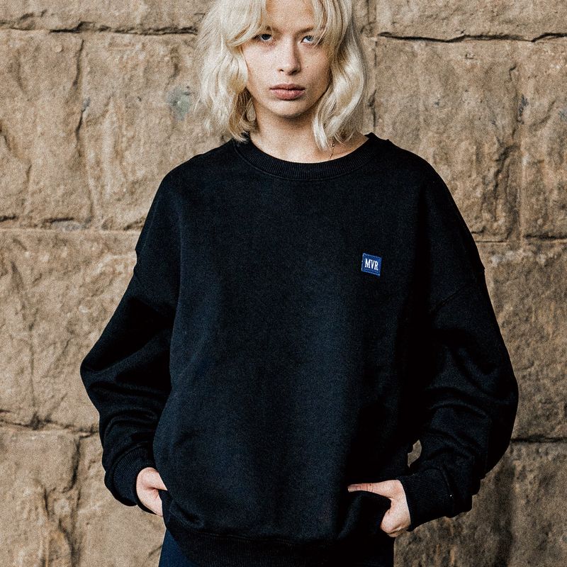 MVR PATCH LOGO SLEEK SWEATSHIRT BLACK