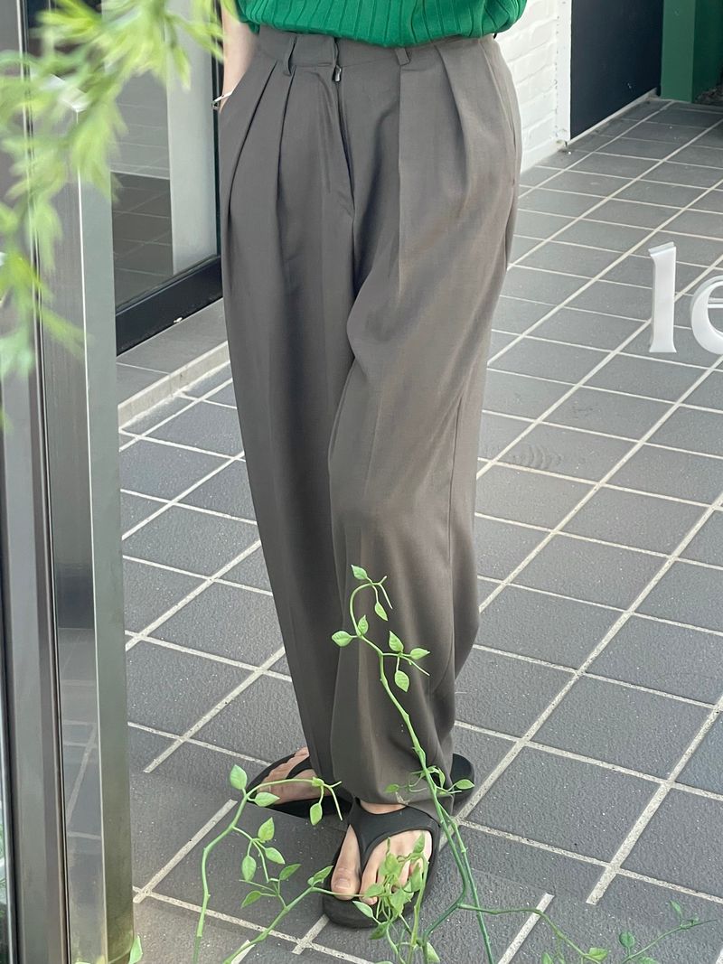Berlin tension semi-wide slacks