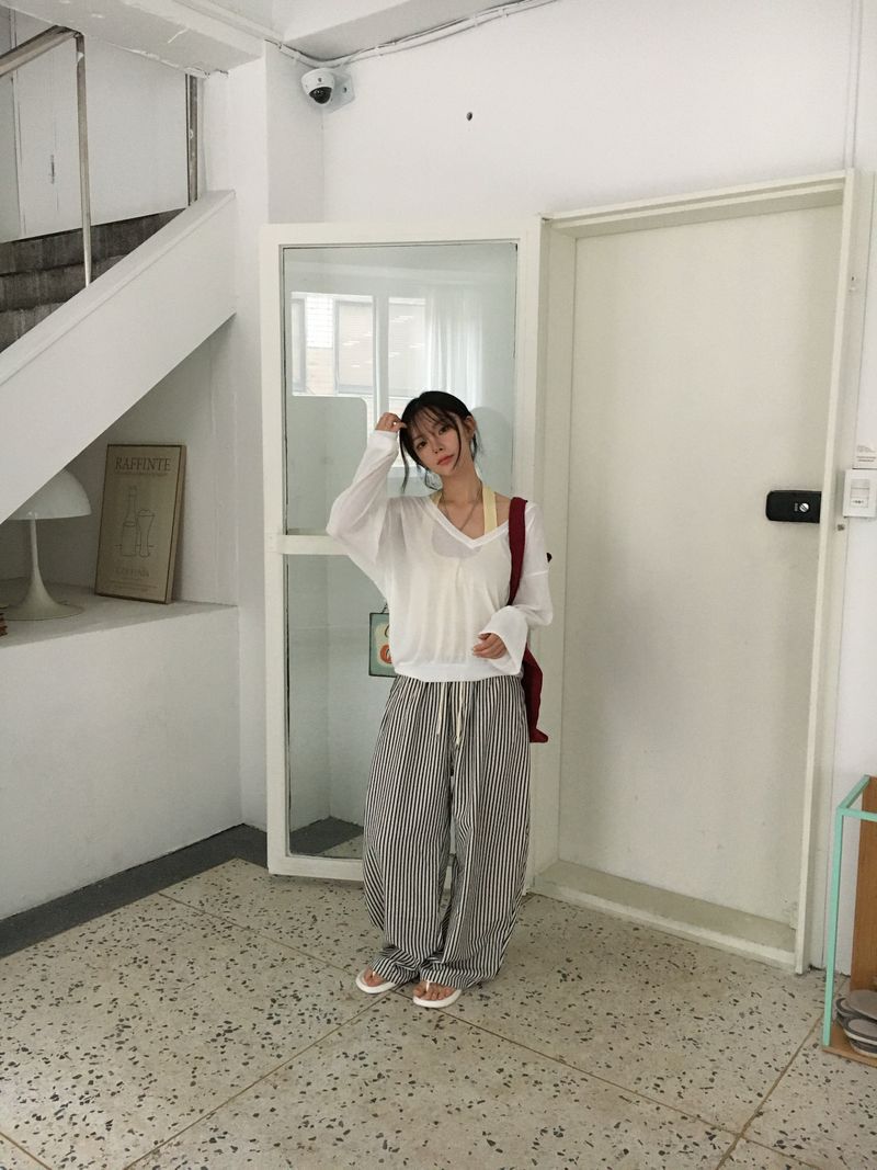 Seersucker striped wide pants (2c)