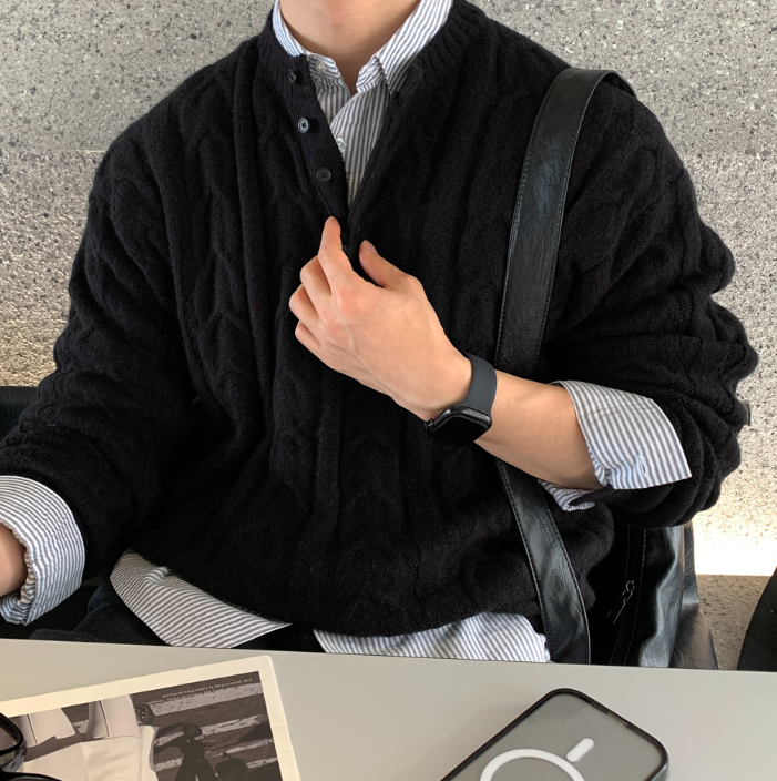  Belerice Henry Neck Cable Overfit Knit
