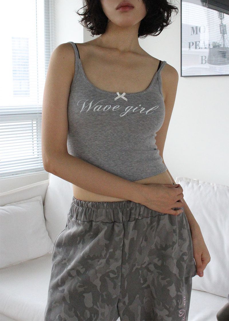 eon(イオエン)の「GIRL RIBBON SLEEVELESS(Tops)」