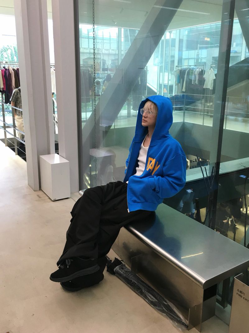 Sunday Soft Hooded Zip-up 3C