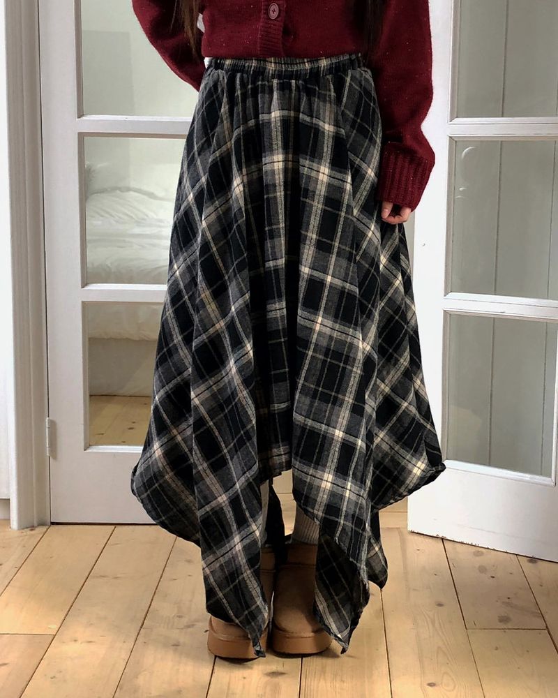 Looping Wool Asymmetric Long Check Layered Skirt