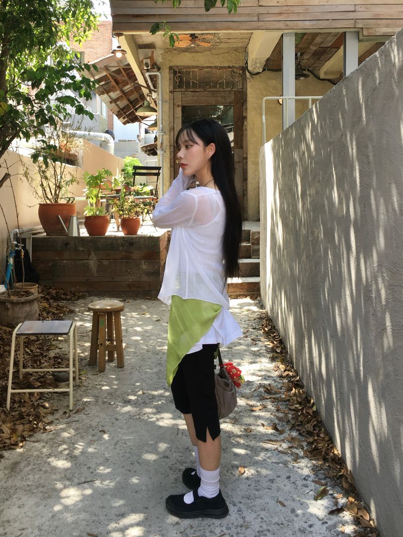 Leaf Slit Capri Pants (1c)