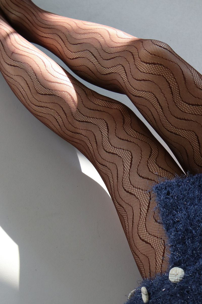 wave mesh tights