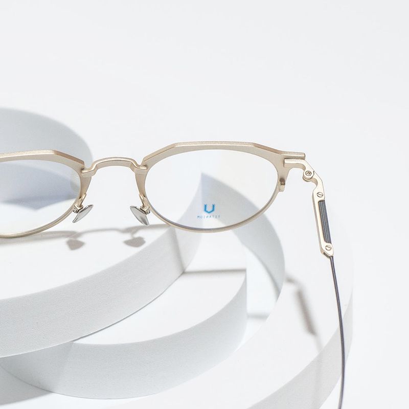 Knouun Round titanium glasses CODE. 104. B Black N Gold
