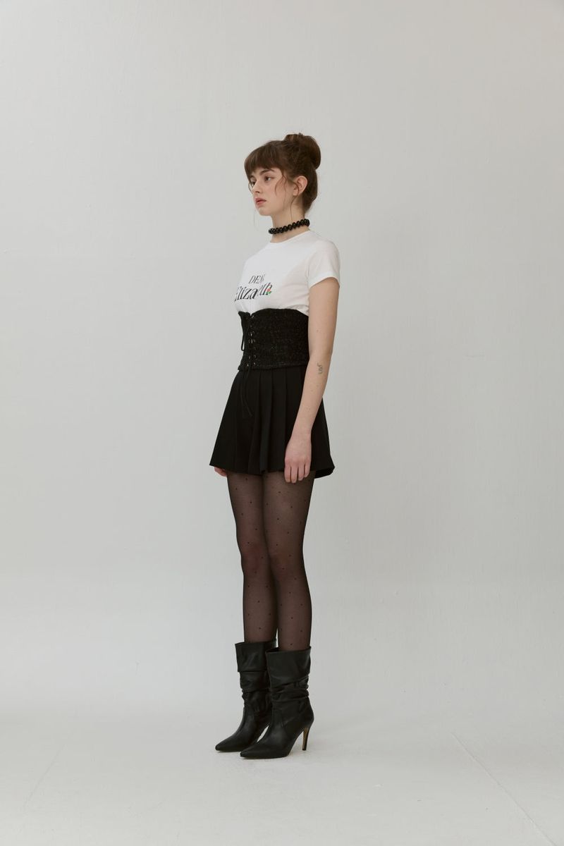 Pleated shorts