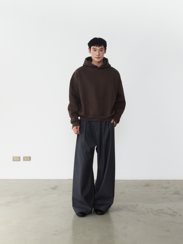 RB13 Cropped Boxy Hoodie