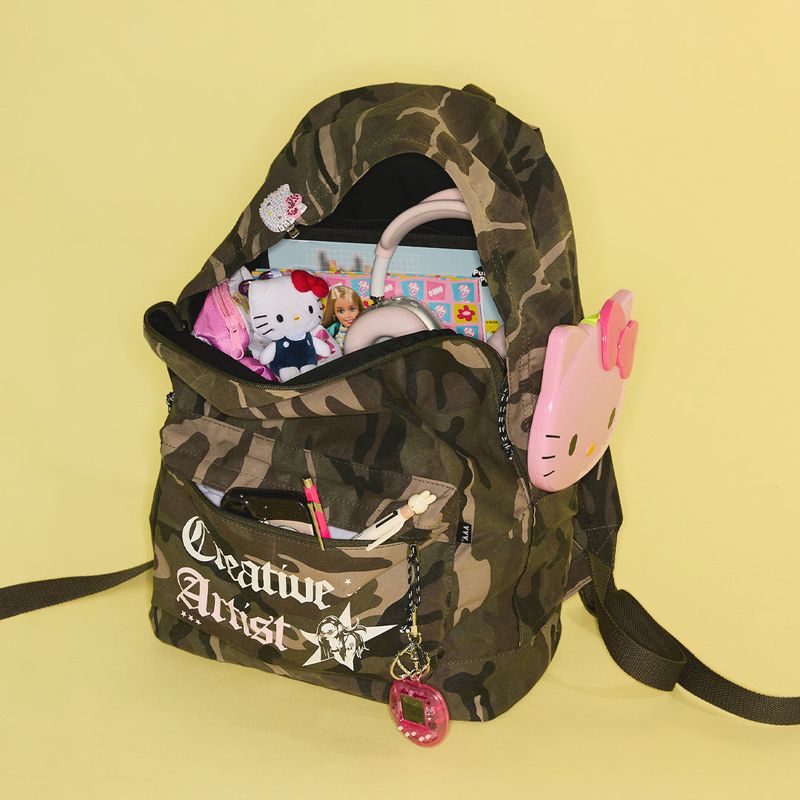 Funky Artist Pocket Basic Backpack _ Camo