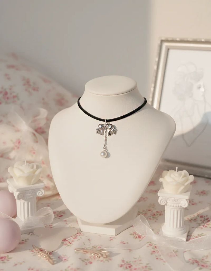 [IVE Wonyoung Necklace] Romantic bow and pearl drop choker - Silver Color