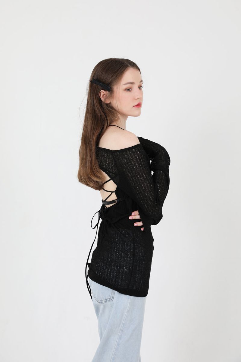 See-Throught Back Slit Long Sleeve Knit Black