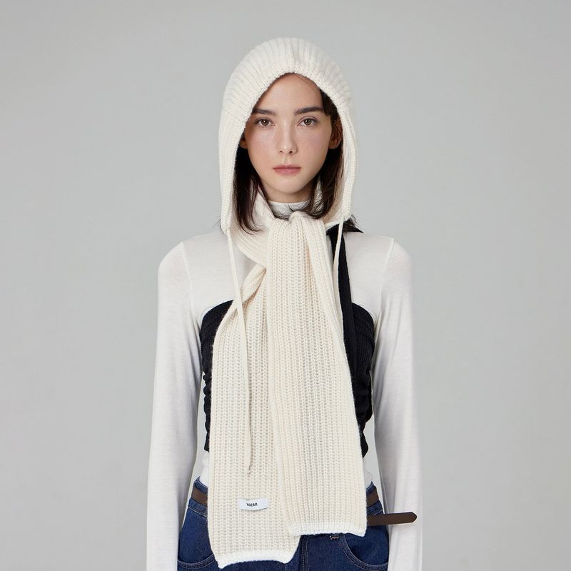VARZAR(バザール)の「VARZAR Logo Label Hood Muffler / Cream(Fashion Accessories)」