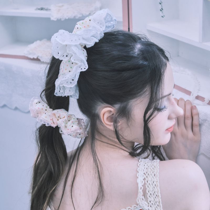 Mini Lace scrunchie_dot