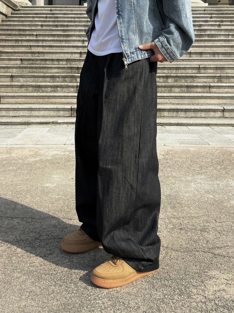 DEVIVE DEEP ONE TUCK WIDE DENIM