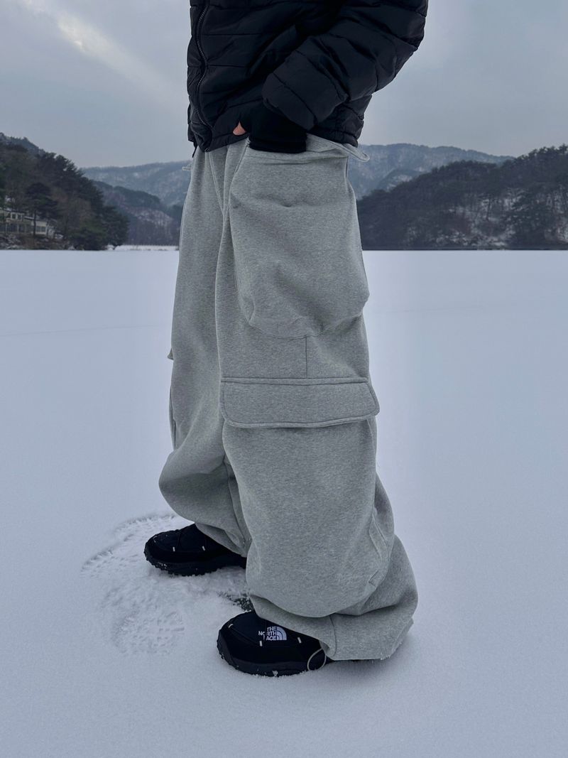 Double Pocket Multi Cargo Sweatpants 4C