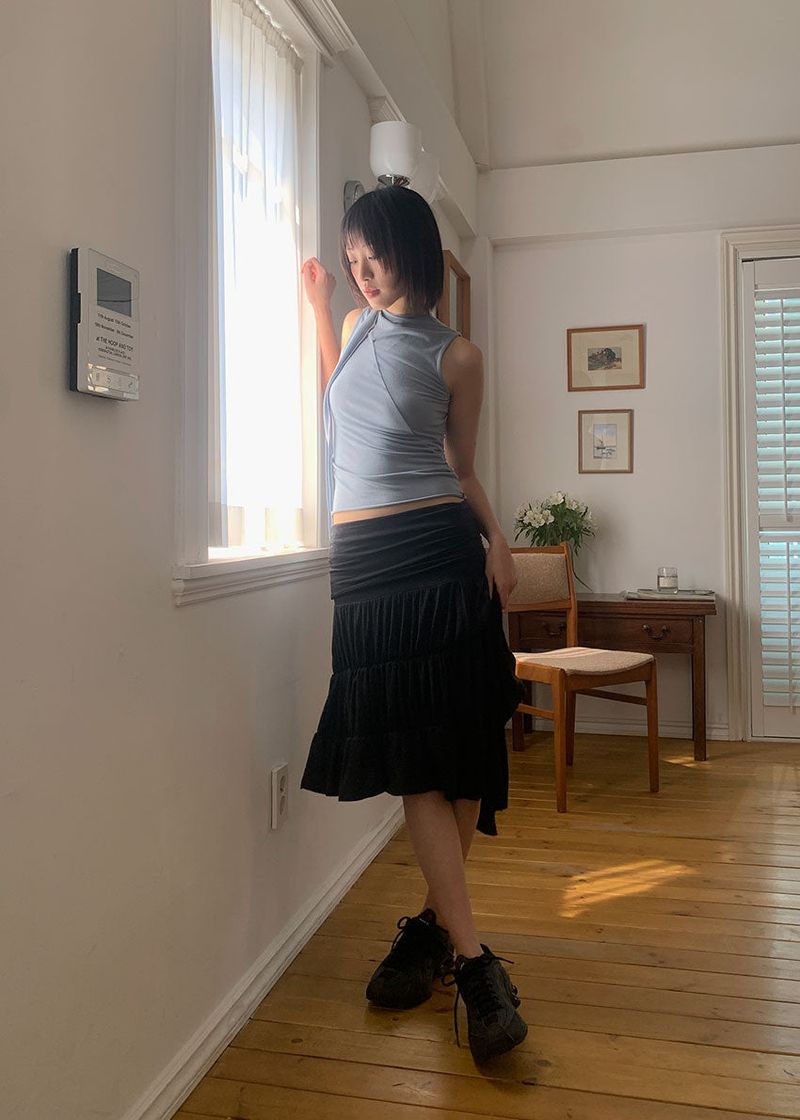 UNBAL WRINKLE SKIRT
