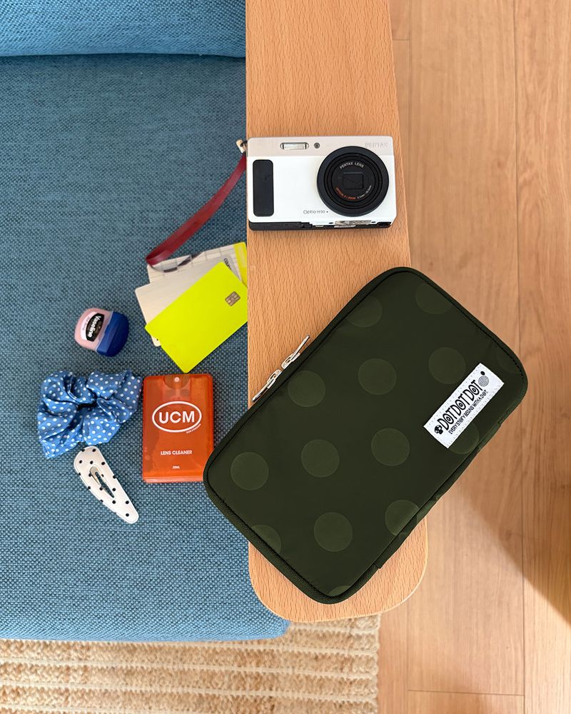 DOT DOT DOT（ドットドットドット）の「[RFID Block] トラベル ウォレット (Dot Khaki)⁠（アクセサリー）」