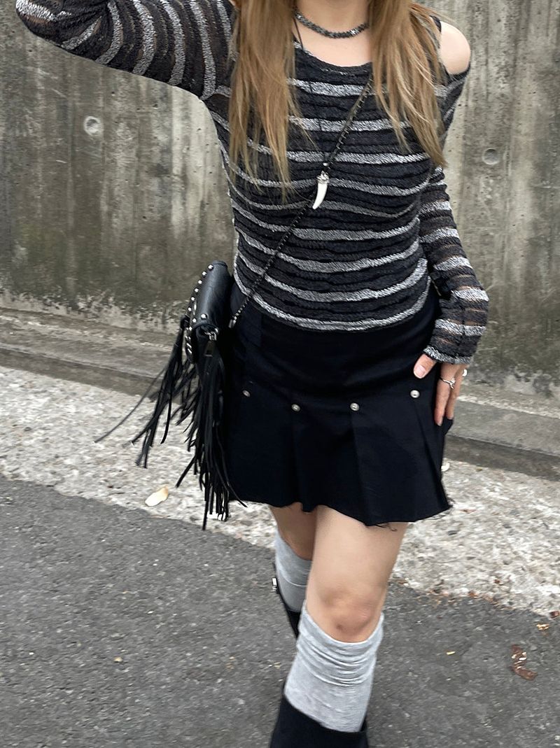 Ethnic Shoulder Slit Stripe Tee