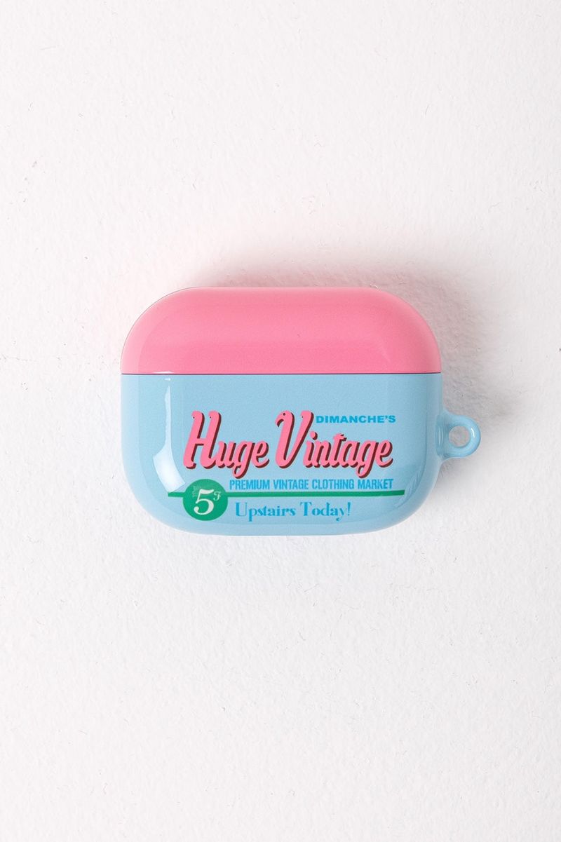 DIMANCHE(ディマンシュ)の「SKY VINTAGE SHOP AIRPODS CASE (3 Color)(Smartphone Accessories)」