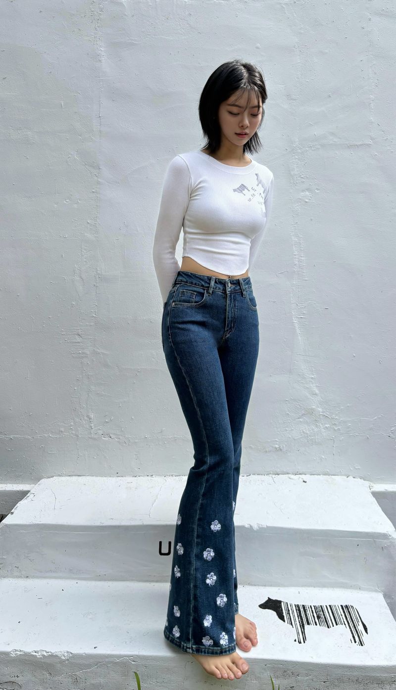 DARK BLUE EMBROIDERED SPANDEX BOOTCUT DENIM PANTS code 18315