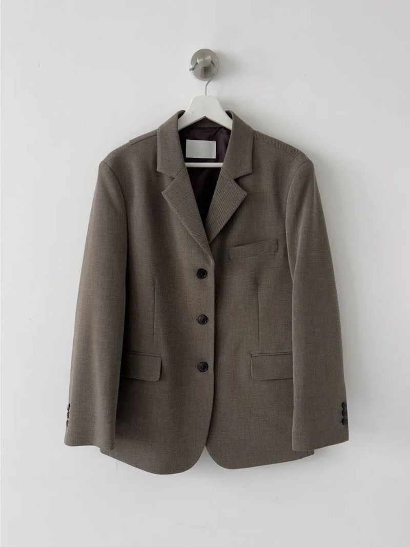 Back Slit 3-Button Loose Fit Jacket