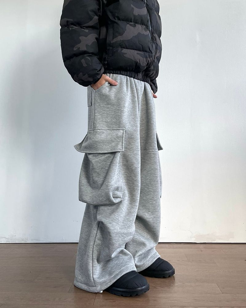 May Big Cargo Napping Sweatpants